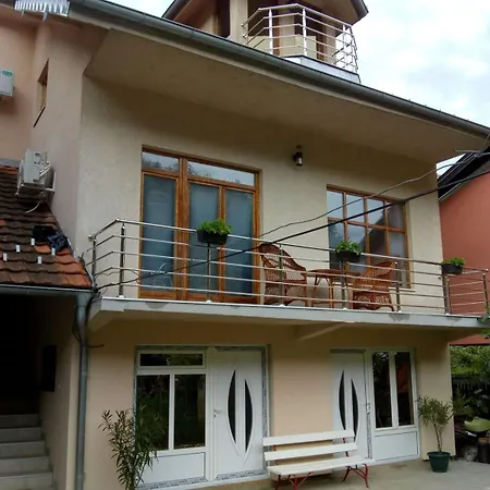 Miodragovic - Nedaleko Od Sneznika, 100 Metara Pre Bazena Apartment