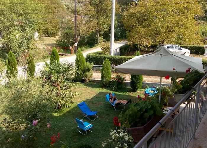 Miodragovic - Nedaleko Od Sneznika, 100 Metara Pre Bazena Apartment *