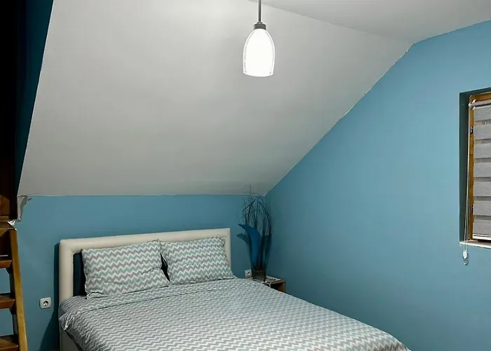 Apartment Miodragovic - Nedaleko Od Sneznika, 100 Metara Pre Bazena *